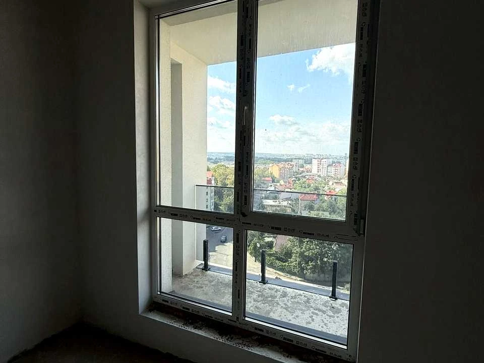 Apartment. Ivano-Frankivsk, Vladika Sofrona Mudroho Street