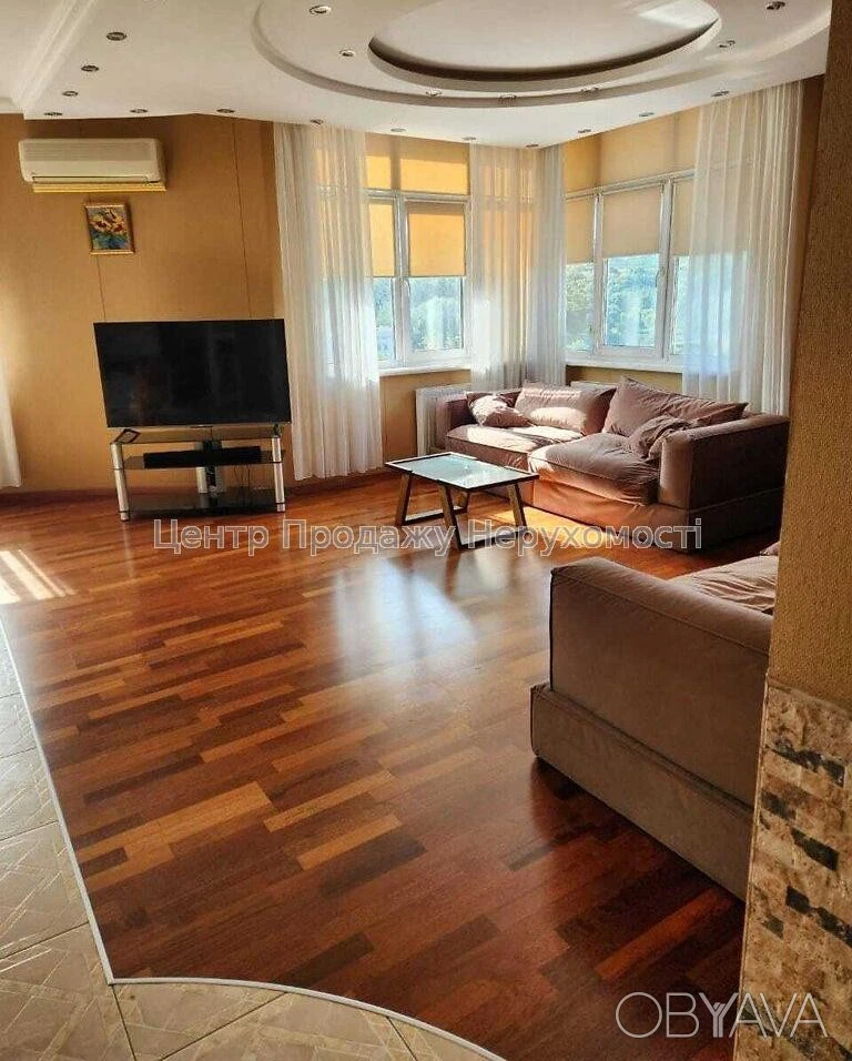 4-комнатная квартира, 142.2 м.кв.