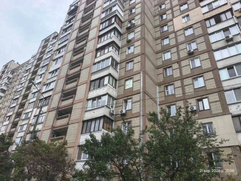 For Sale 3-room apartment, Kyiv, Desniansky, Oore de Balzaka st.