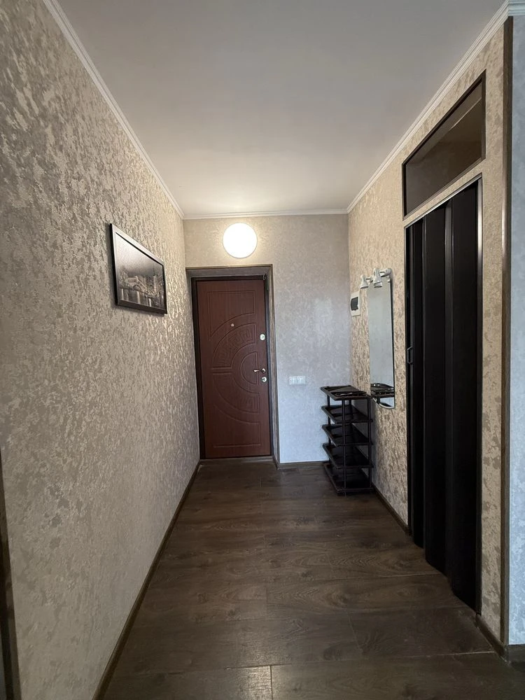 Продається 1-кімнатна квартира на Солом'янці, біля Солом'яного ринку