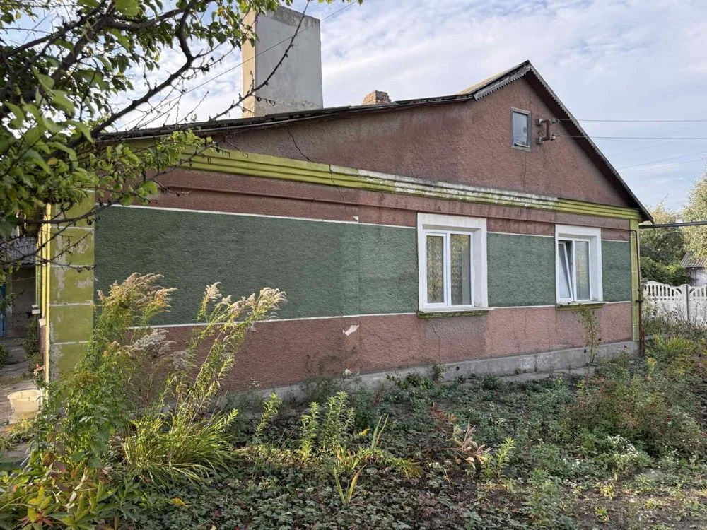 Продається окремий будинок