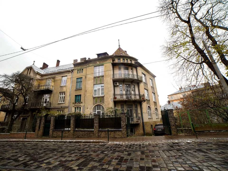 Apartment. Ivan Kotsarevsky Street, Lviv