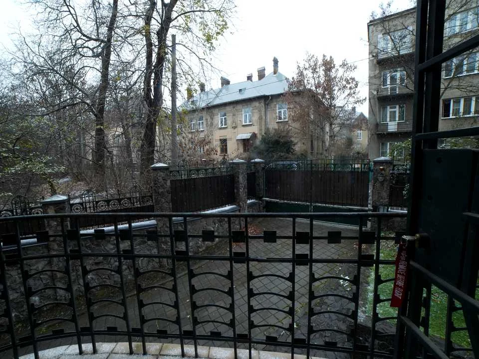 Apartment. Ivan Kotsarevsky Street, Lviv
