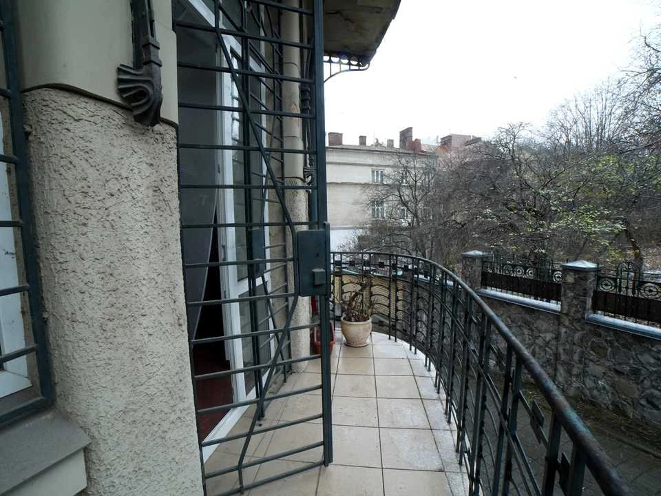 Apartment. Ivan Kotsarevsky Street, Lviv