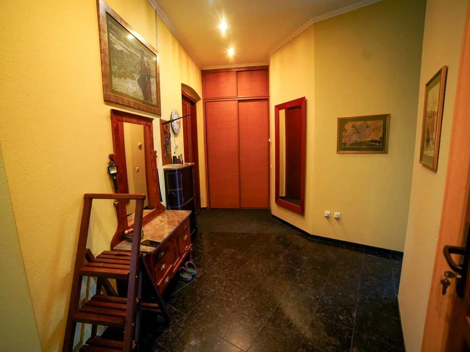 Apartment. Ivan Kotsarevsky Street, Lviv