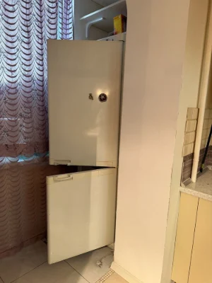 For Sale 3-room apartment on Zverinetska Prospect, Vysotsky Professor Street 16