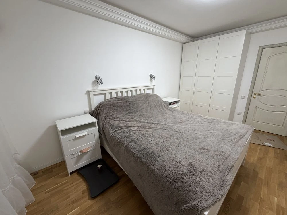 For Sale 3-room apartment on Zverinetska Prospect, Vysotsky Professor Street 16