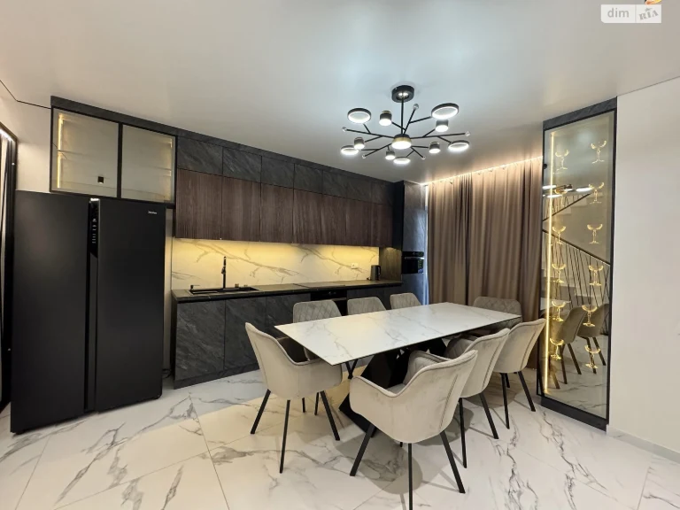 Long-Term Rental of Townhouse