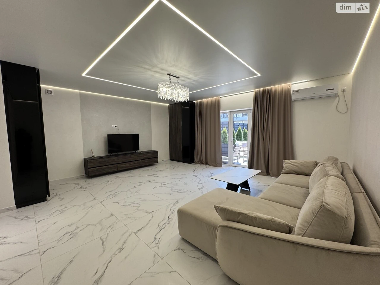 Long-Term Rental of Townhouse