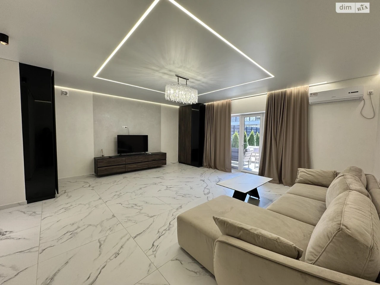 Long-Term Rental of Townhouse