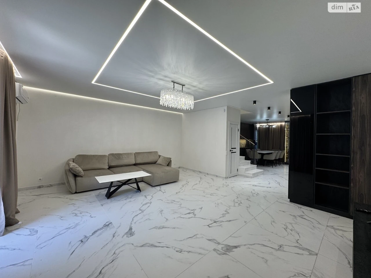 Long-Term Rental of Townhouse