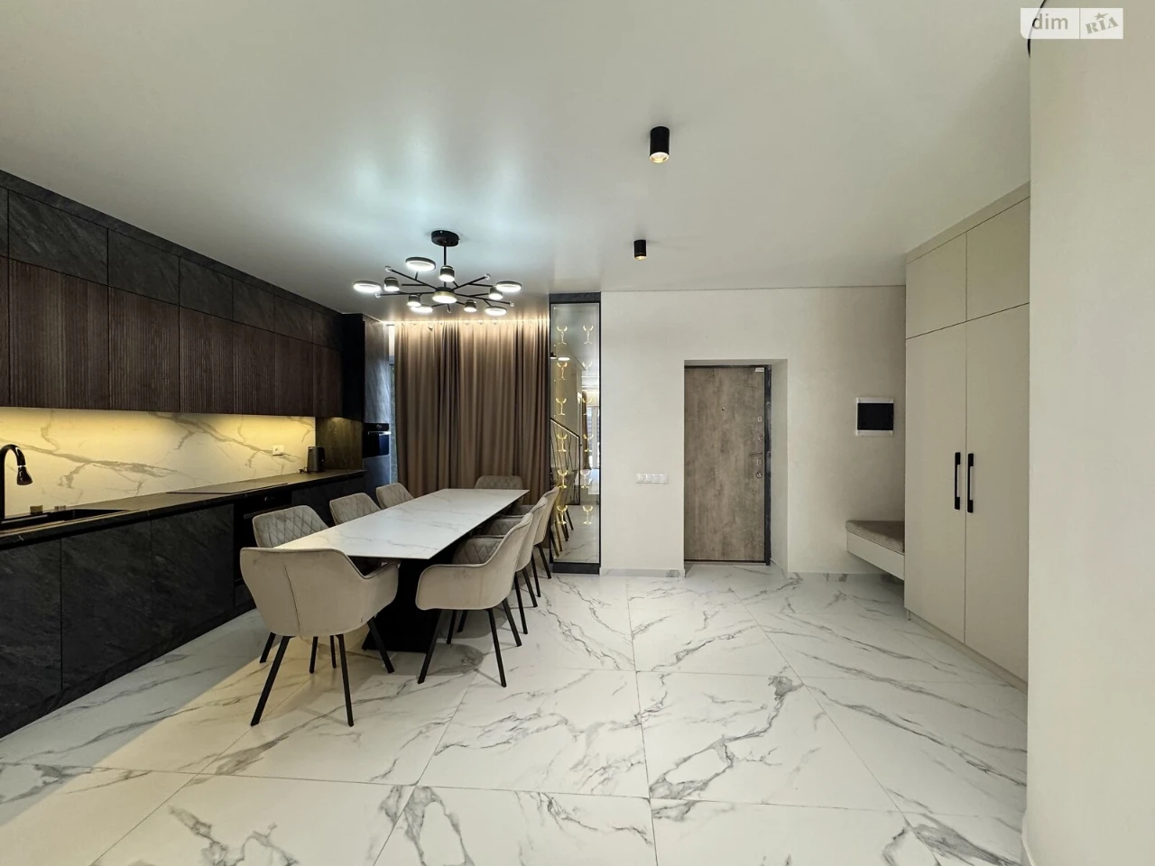 Long-Term Rental of Townhouse