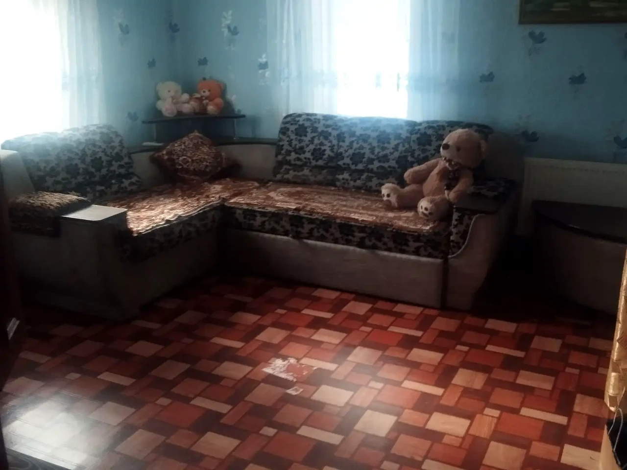 Продаж будинку 2500 м² 25 сот.