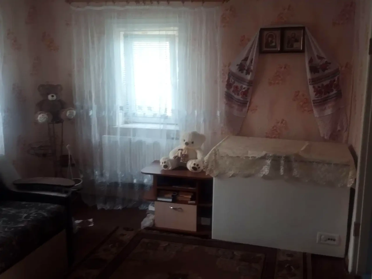 Продаж будинку 2500 м² 25 сот.