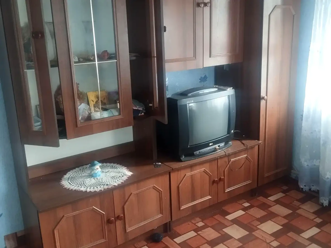 Продаж будинку 2500 м² 25 сот.