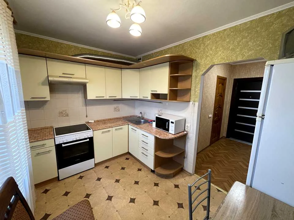 Apartment. Larisi Rudenko Street, Kyiv.