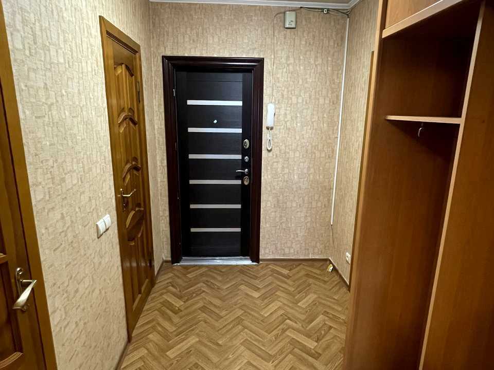 Apartment. Larisi Rudenko Street, Kyiv.