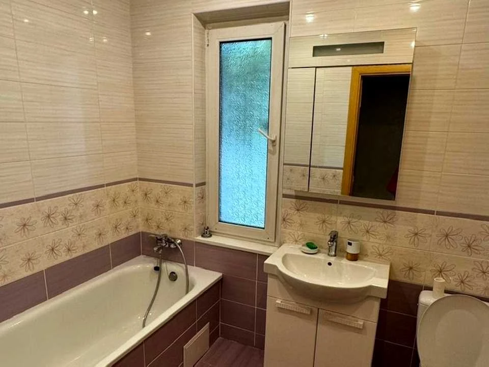 Apartment. Urlivska Street, Kyiv