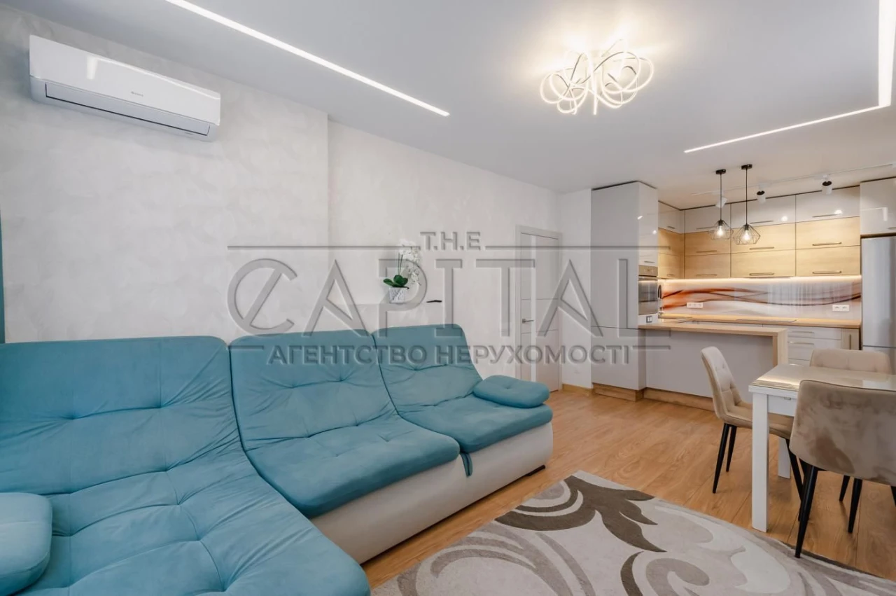 Sale of apartment, "Modern Quarter" residential complex, Lubomir Street