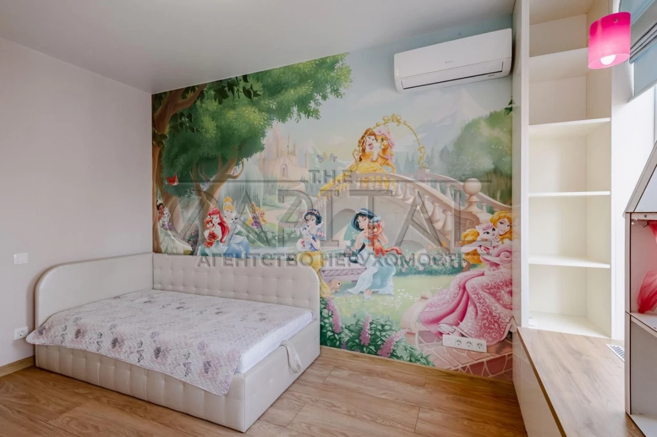 Sale of apartment, "Modern Quarter" residential complex, Lubomir Street