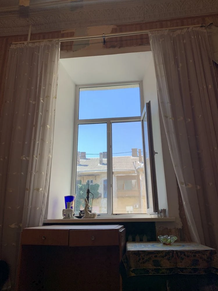 For sale, one-bedroom apartment in the center of Ekaterinenskaya.