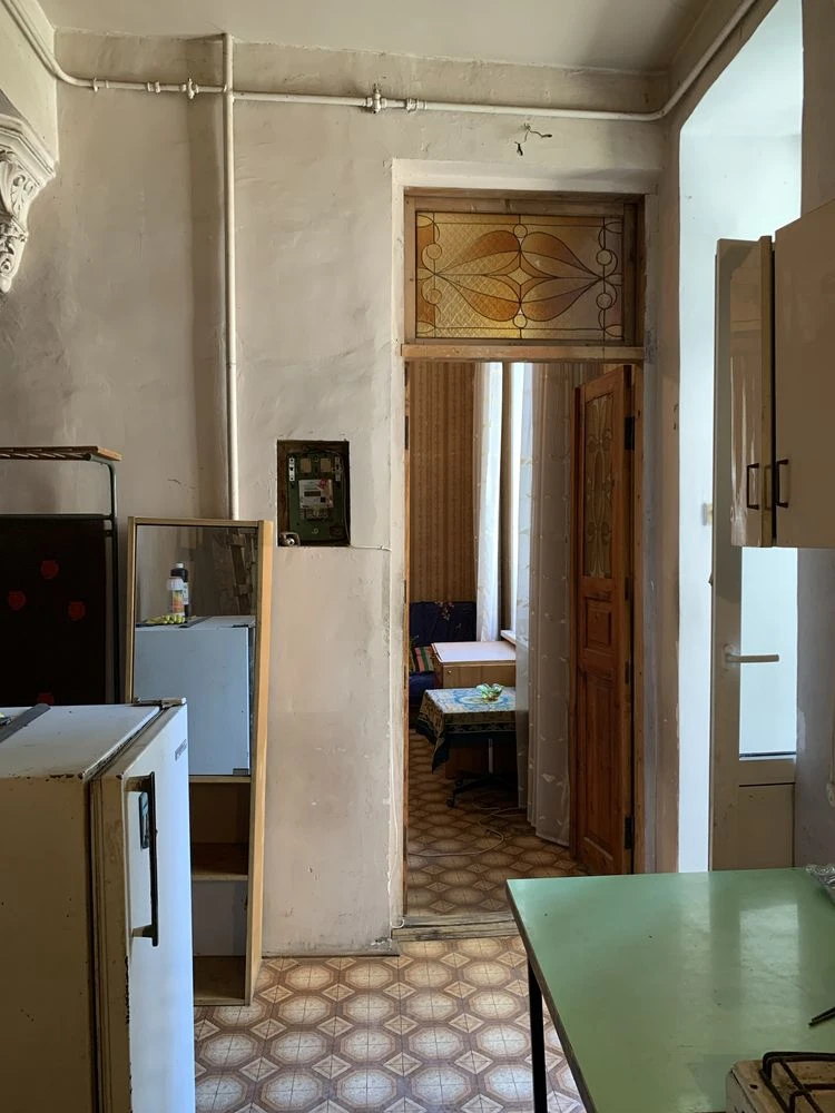 For sale, one-bedroom apartment in the center of Ekaterinenskaya.