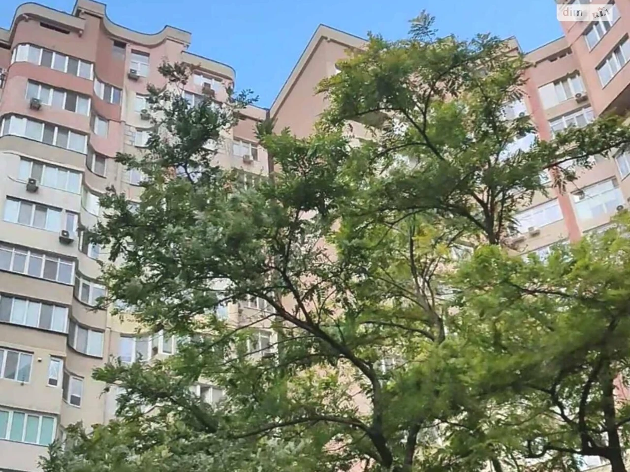 Продаж Квартири в Таїрове