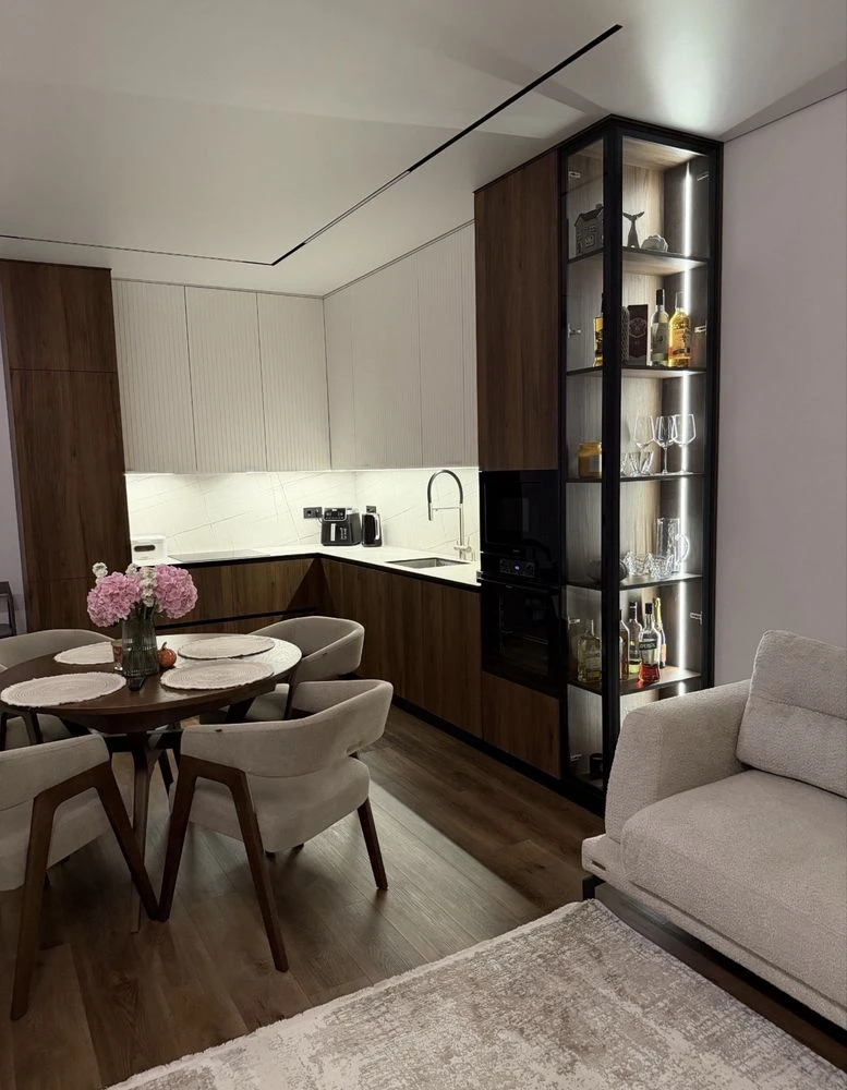 Sale of a designer 2-room apartment in "Elit Park" complex / 59m2