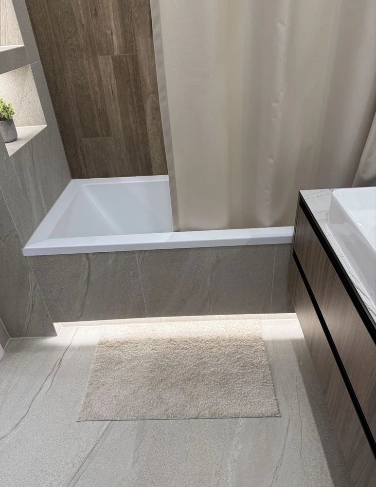 Sale of a designer 2-room apartment in "Elit Park" complex / 59m2