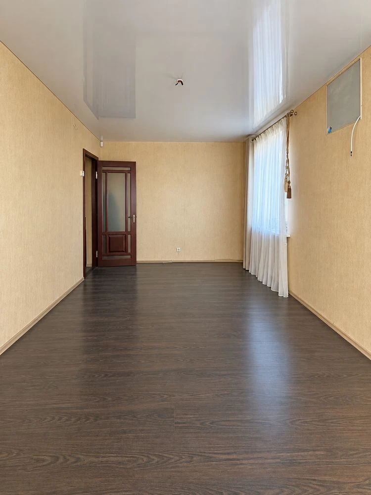 Продаж 4-кімнатної квартири, автономка, ремонт, єВідновлення