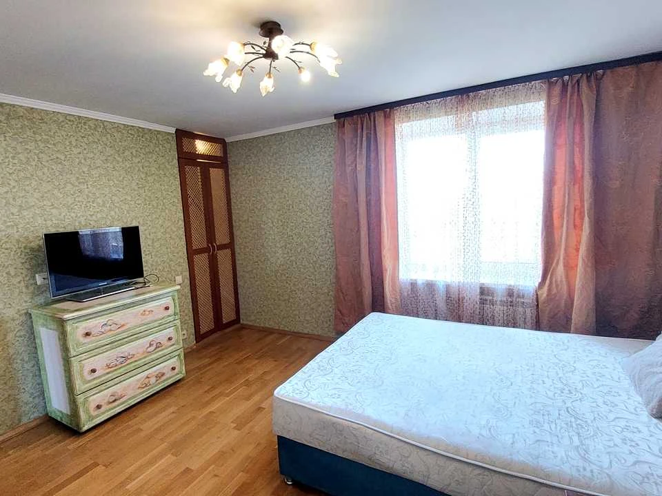 Квартира. Киев, Ереванская ул.