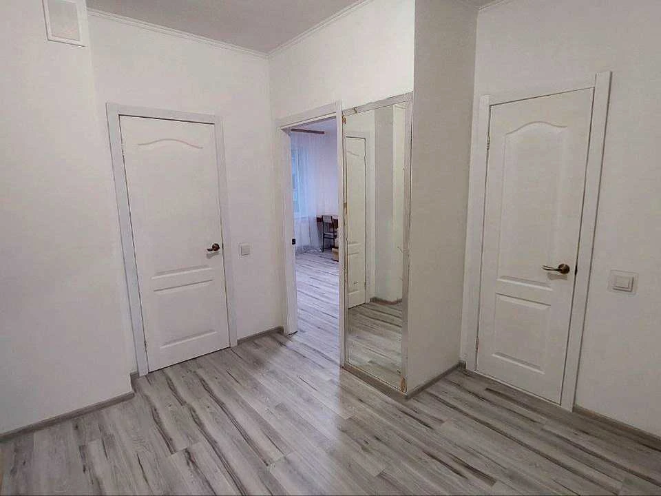 Apartment. Dragomanoava st., Kyiv