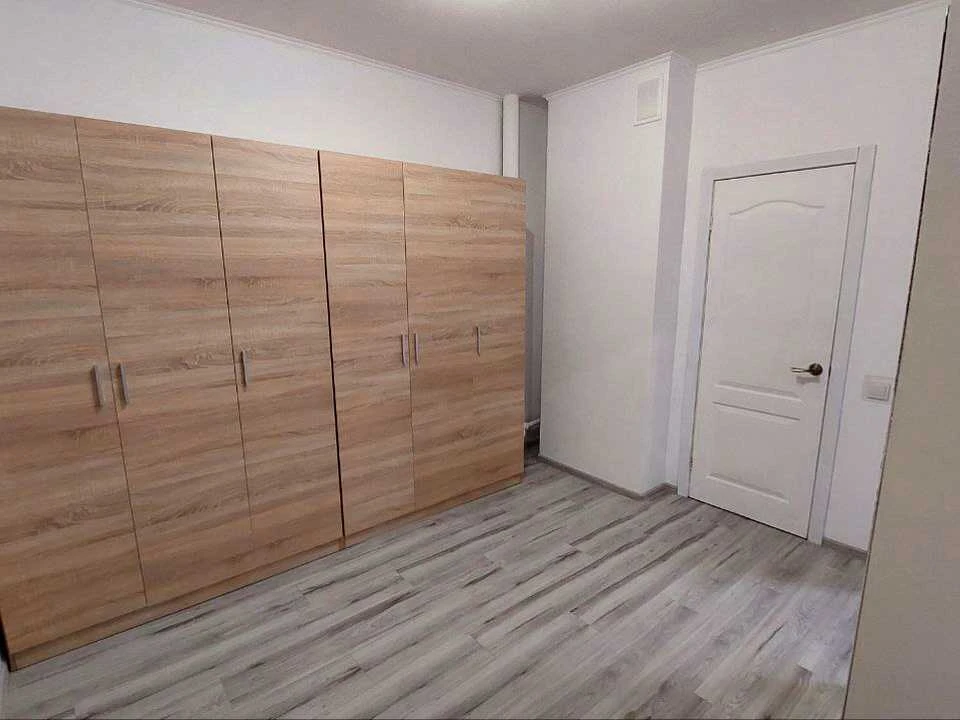 Apartment. Dragomanoava st., Kyiv