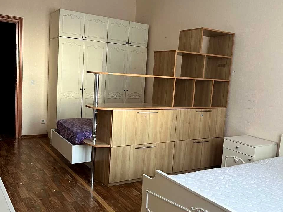Квартира. Київ, вулиця Градинська