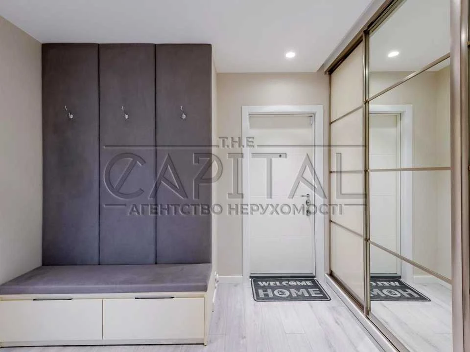 Apartment. Yasynuvat Street, Kyiv