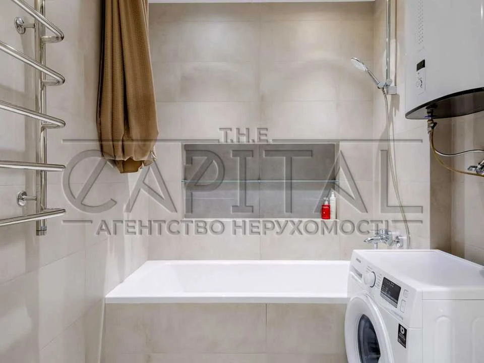 Apartment. Yasynuvat Street, Kyiv