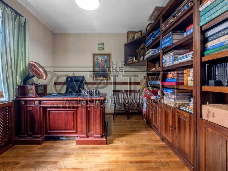 Будинок. Київ, вулиця Стеценка