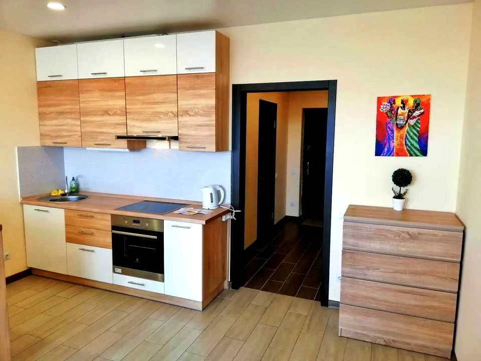 Квартира. Київ, Сім'ї Кульженків вул.