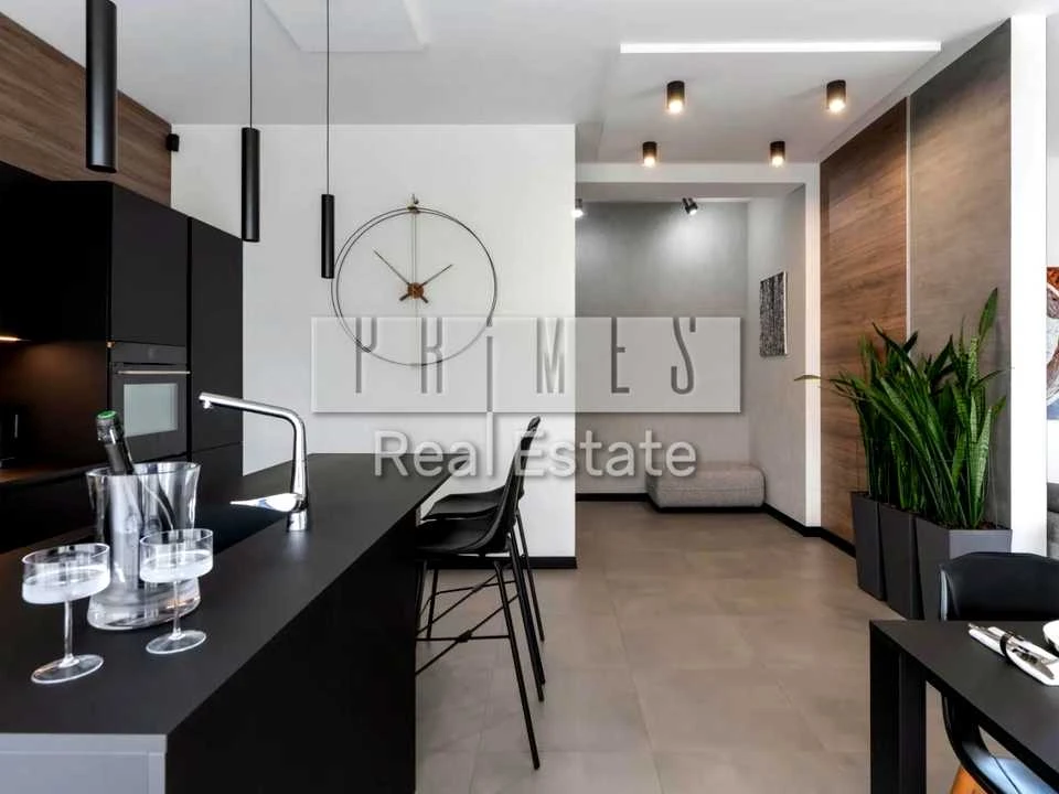 Apartment. Prince Volodymyr Monomakh Street, Kyiv