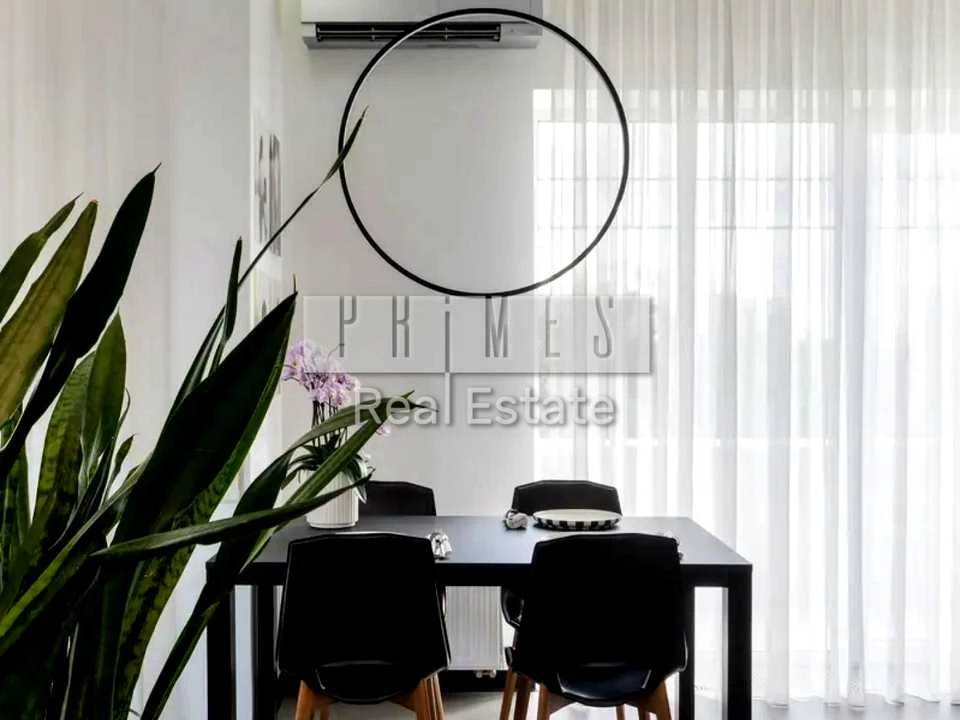 Apartment. Prince Volodymyr Monomakh Street, Kyiv