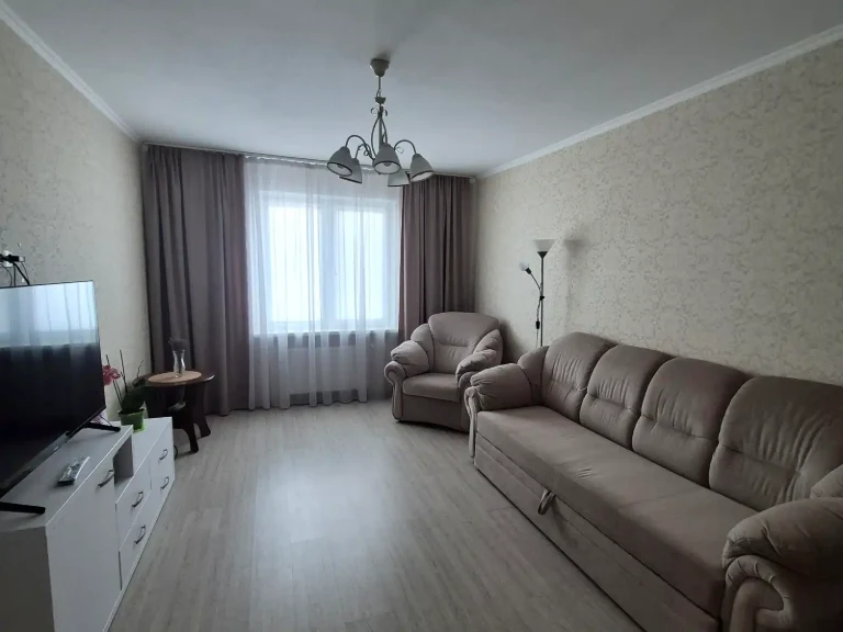 Sale of a 2-room apartment 66 sq m on the 11th floor