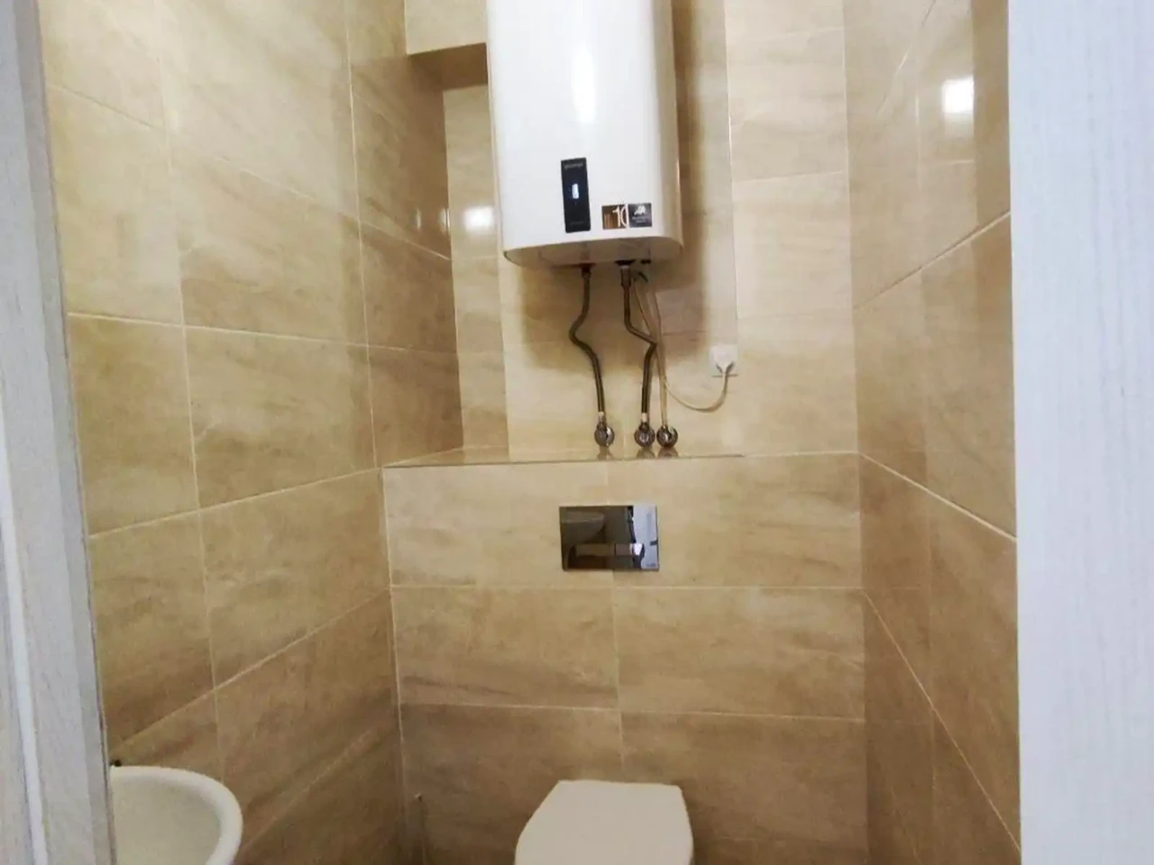 Sale of a 2-room apartment 66 sq m on the 11th floor