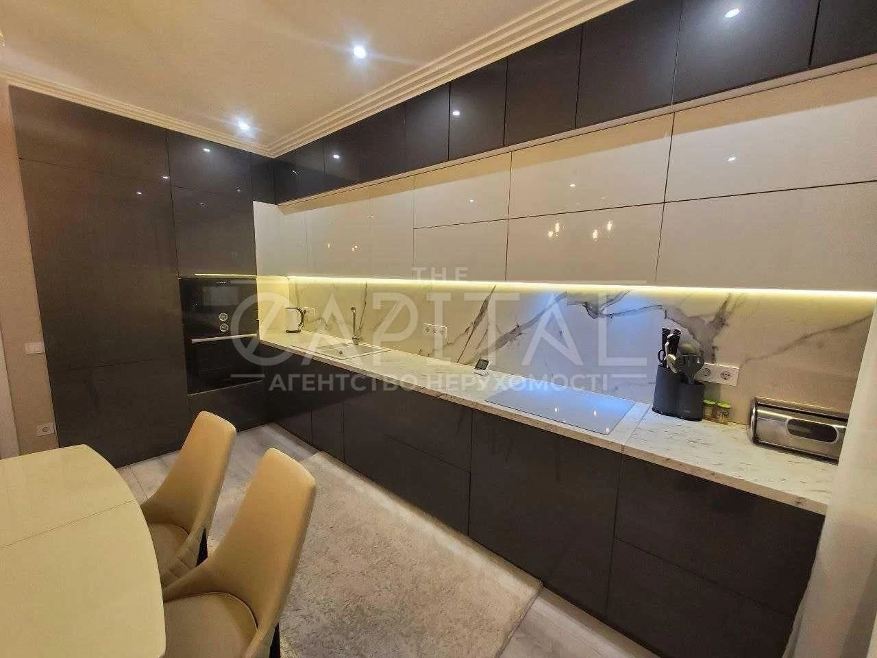 Sale of 3-room apartment in the "4 Seasons" residential complex, Maximovych Mykhaylo, Vasylkiv