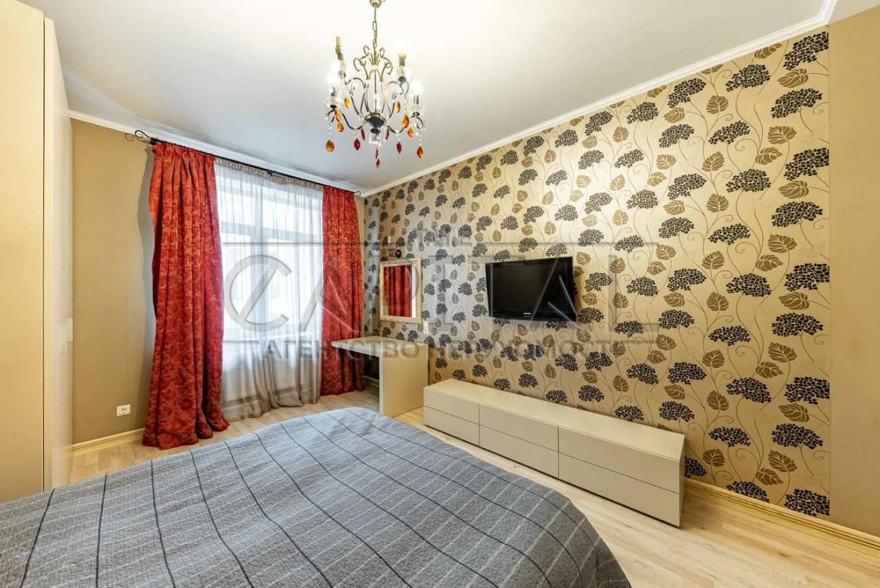 Apartment for Sale, Shekavitska Street, Podil