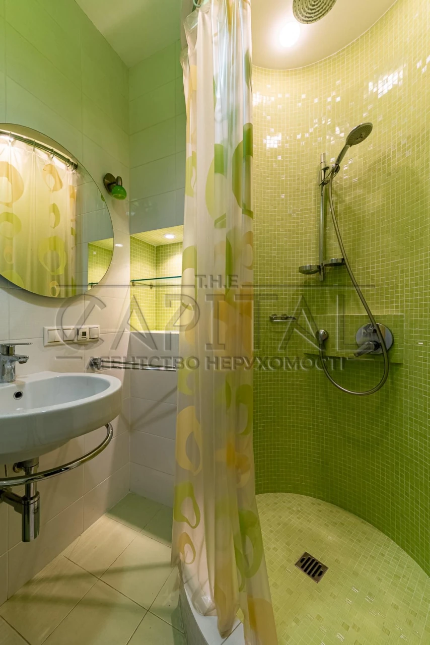 Apartment for Sale, Shekavitska Street, Podil