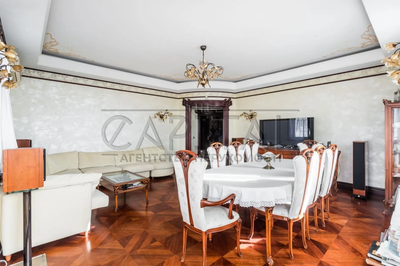 Sale of a 4-room apartment, вул. Kovpaka, Pechersky district, Center