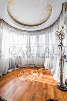Sale of a 4-room apartment, вул. Kovpaka, Pechersky district, Center