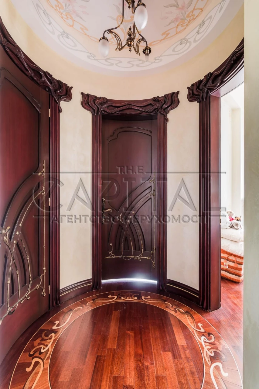 Sale of a 4-room apartment, вул. Kovpaka, Pechersky district, Center