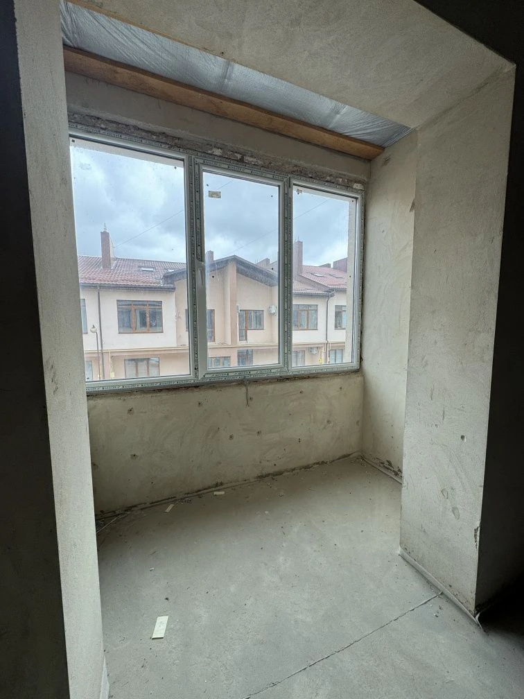 Luxury Cottage for Sale Near the Bus Station