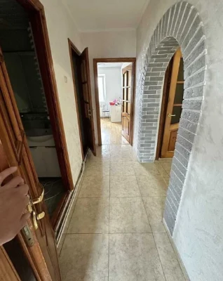 3 room apartment on вул. Sимоненка